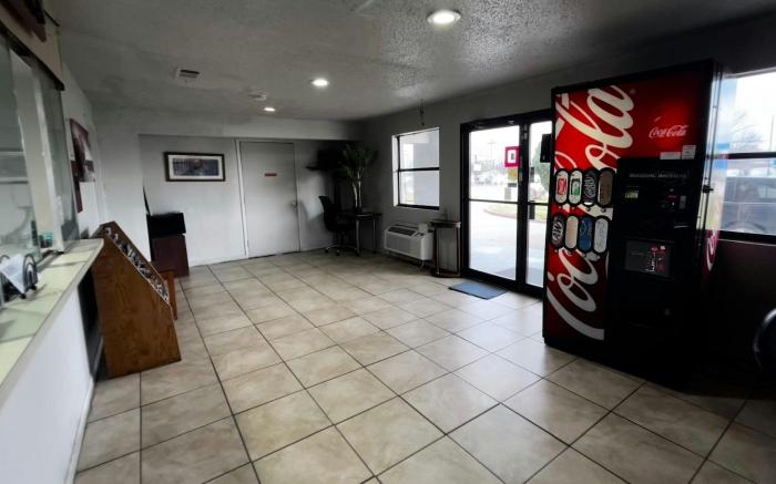 Deluxe Inn Motel By OYO Grand Prairie Interstate 30