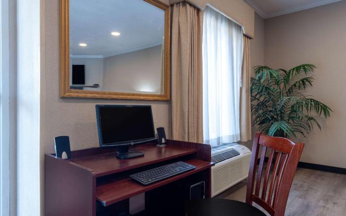 Baymont by Wyndham Kirksville University Area