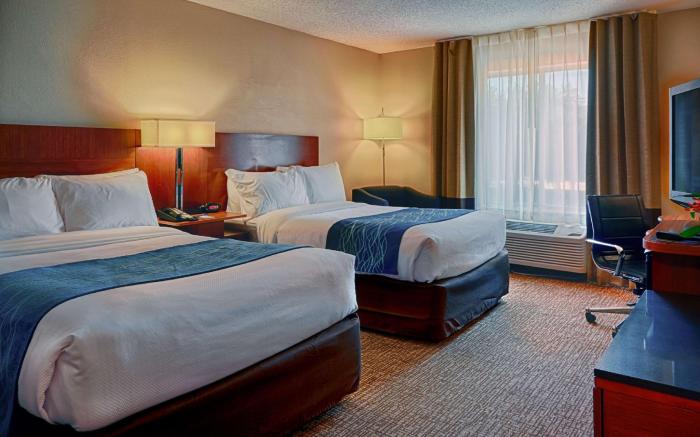 Comfort Inn & Suites North Dallas-Addison
