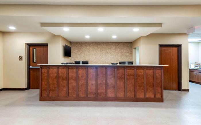 Comfort Inn & Suites West Des Moines