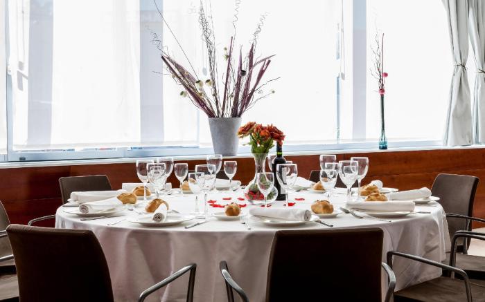 AB Rivas, Ascend Hotel Collection