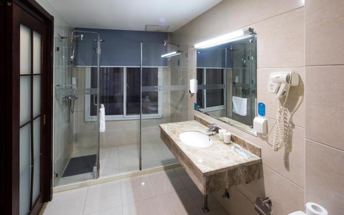 Hanting Hotel Tianjing Heping Road Walking Street