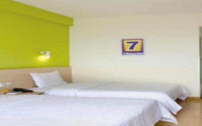 7 Days Inn Yuncheng Zhongyin Avenue Municipal Government