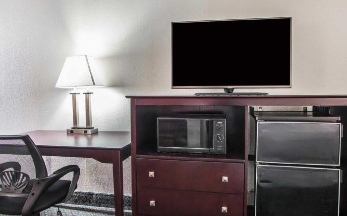 Comfort Inn & Suites Wyomissing Reading