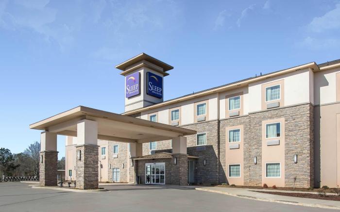 Sleep Inn & Suites