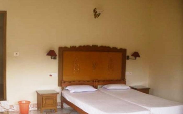 Jungle Palace Homestay