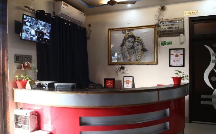 Hotel Vrinda Palace Seva Dham