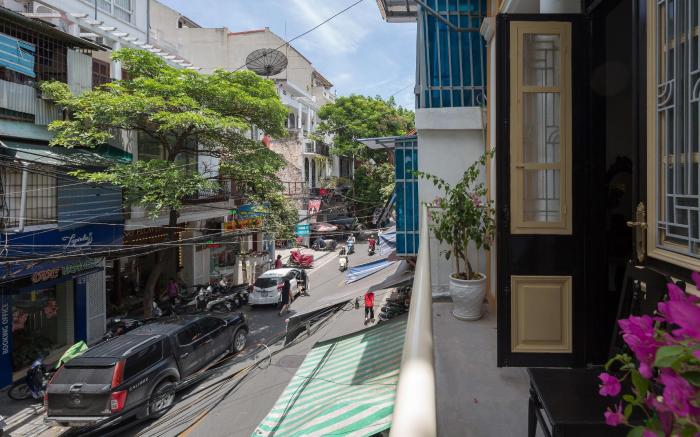 Centraltique Downtown - Bespoke Colonial House Near Hoan Kiem Lake