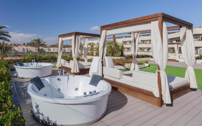 Barcelo Corralejo Bay - Adults Only Hotel