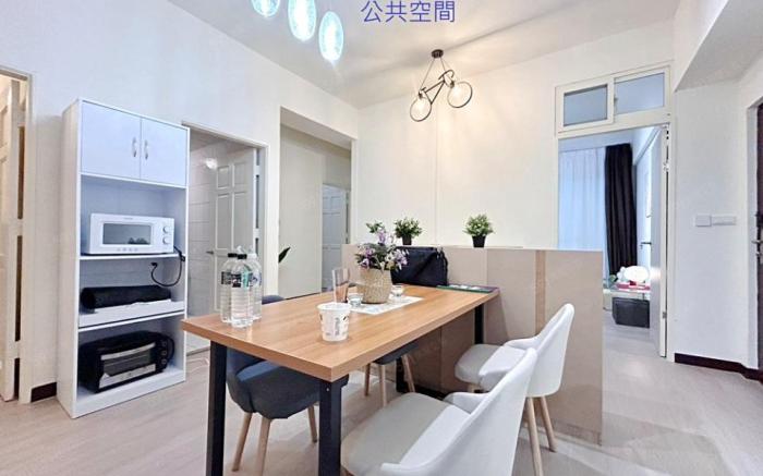 桃園藝文特區女性單人雅房,可炊,樓下有超市及早餐店