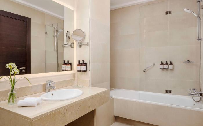 NH Collection Granada Victoria