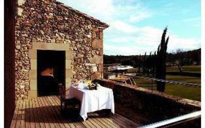 Arcs De Monells - Adults Only