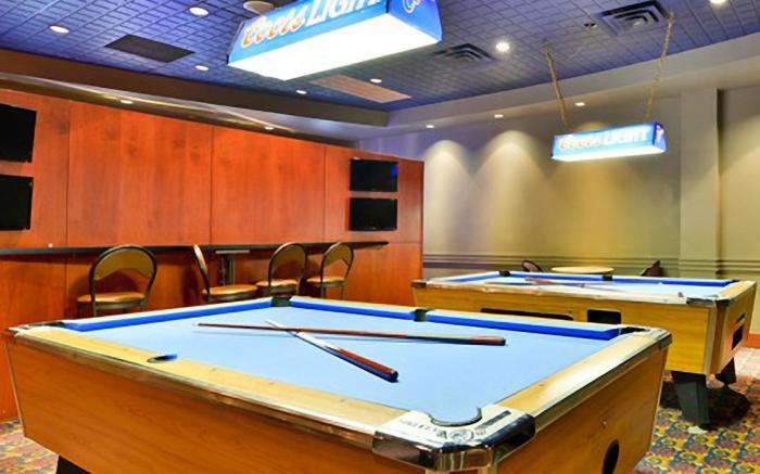 iHOTEL & Conference Centre Red Deer