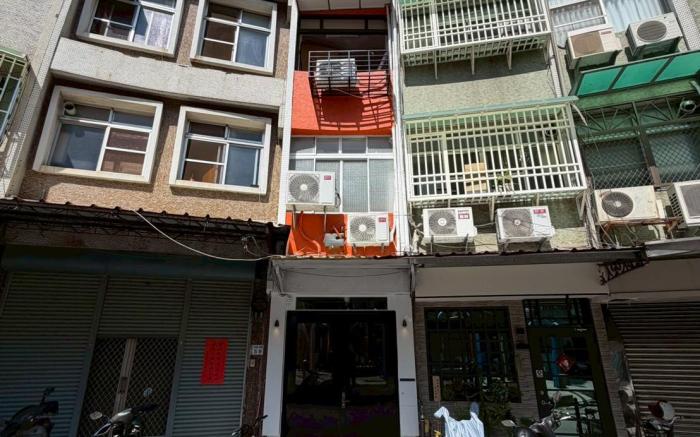 平方米1臥室 (東區) - 有5間私人浴室