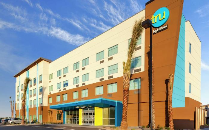 Tru by Hilton Gilbert