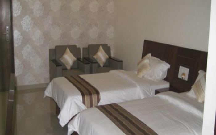 Compact Maple Leaf Electronic City Aparthotel