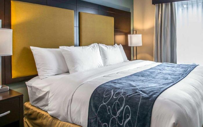 Comfort Suites Fort Lauderdale Airport South & Cruise Port