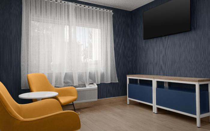 Spark by Hilton Lakewood Denver Southwest