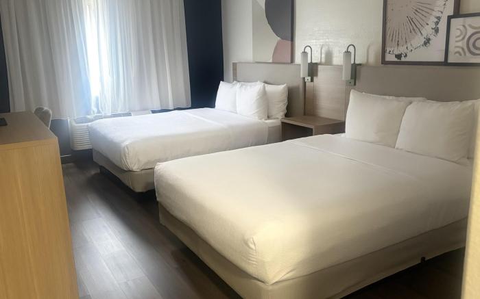 Spark by Hilton Lakewood Denver Southwest