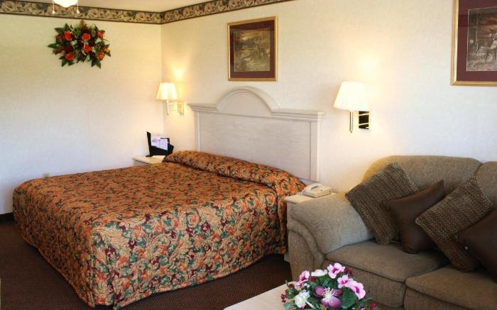 Country Hearth Inn & Suites Union City