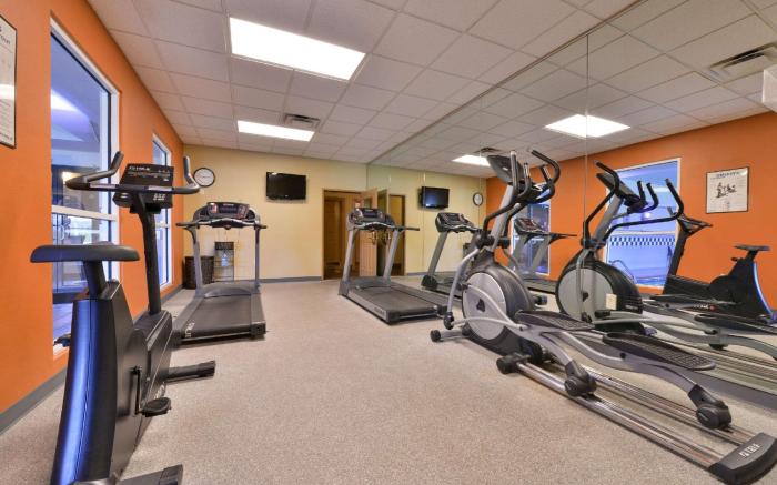 Comfort Inn & Suites Fayetteville-University Area