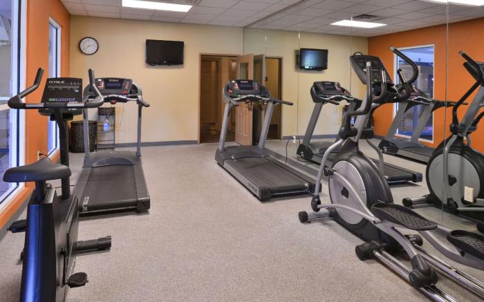 Comfort Inn & Suites Fayetteville-University Area