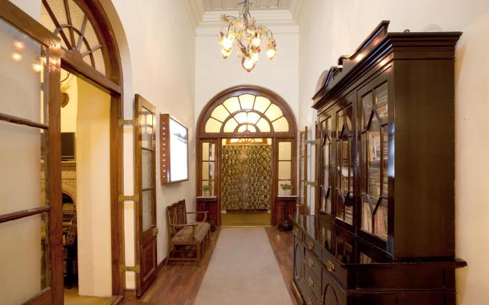 Hotel Padmini Nivas