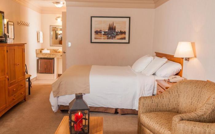 Coachman Inn