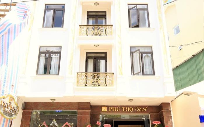Phu Tho Hotel