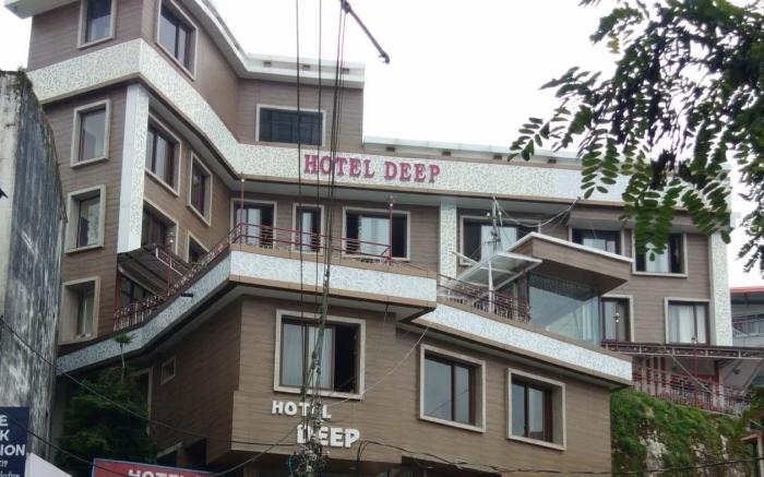 Hotel Deep