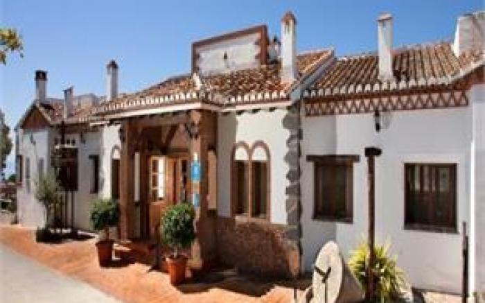 Hotel Rural Almazara