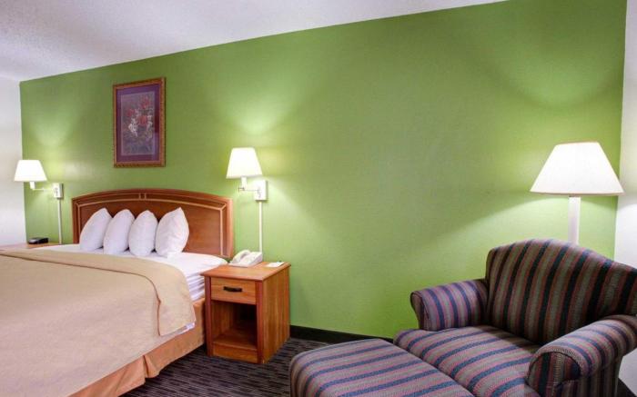 Quality Inn & Suites Airport