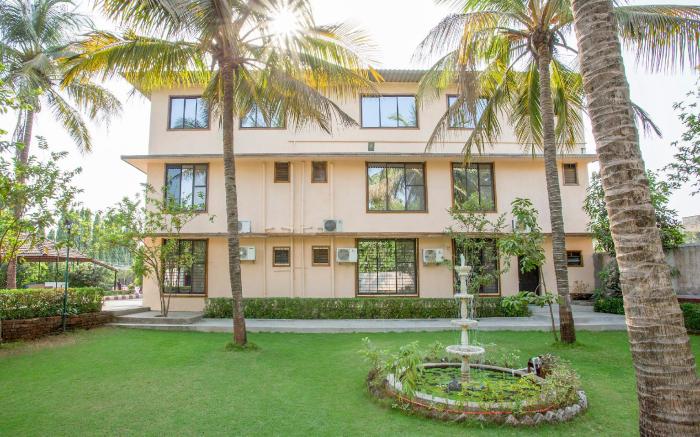 Pushp Vatika Resort and Lawns
