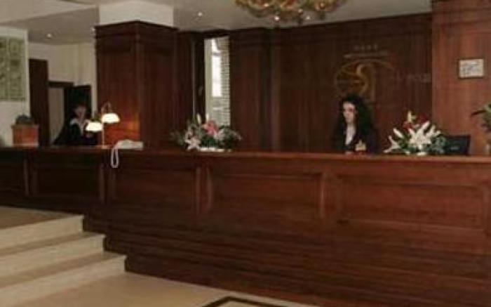 Yantra Grand Hotel