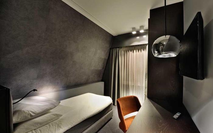 Amsterdam Forest Hotel