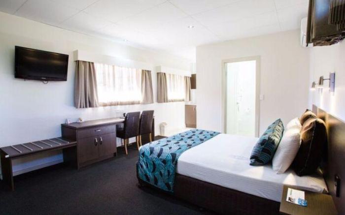 Quality Hotel Robertson Gardens