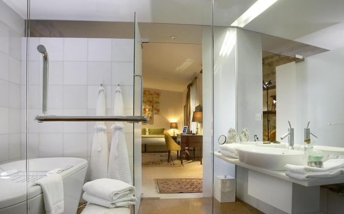 Islington Hotel