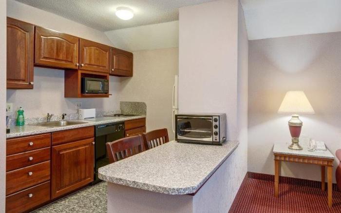 Best Western Plus Portsmouth Hotel and Suites