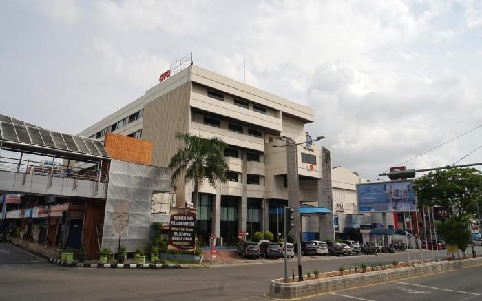 OYO 1735 Adika Bahtera Hotel