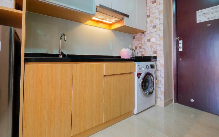 Exquisite Studio Menteng Park Apt By Travelio