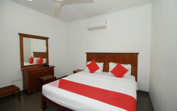 OYO 272 Garden Beach