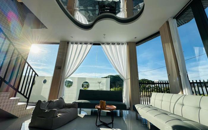 Sele House