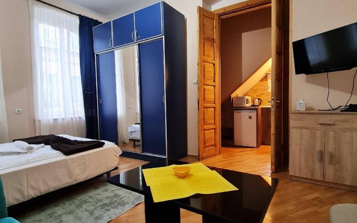 ApartTen Studio
