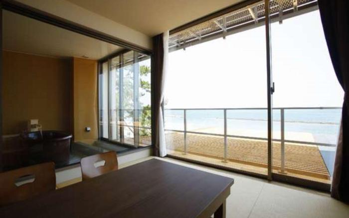 Bay Side Square Kaike Hotel
