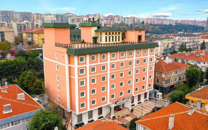 The Green Park Hotel Merter
