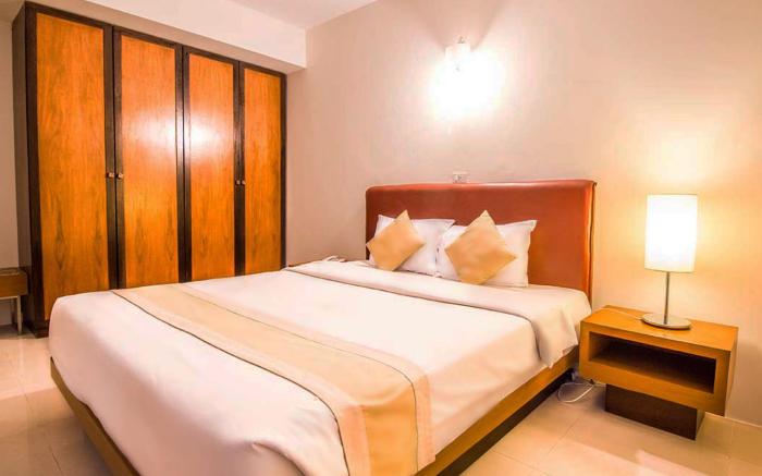 B2 Premier Hotel and Resort