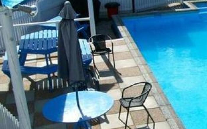 Boundary Court Motor Inn