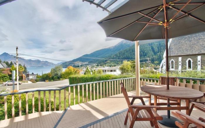Melbourne Lodge