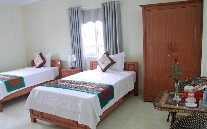 Family Transit Hotel