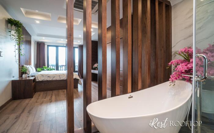 IREST ROOFTOP - 5BR with Big Terrace & Livingroom